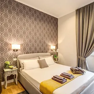 the-club-navona.it-romehotels.com/