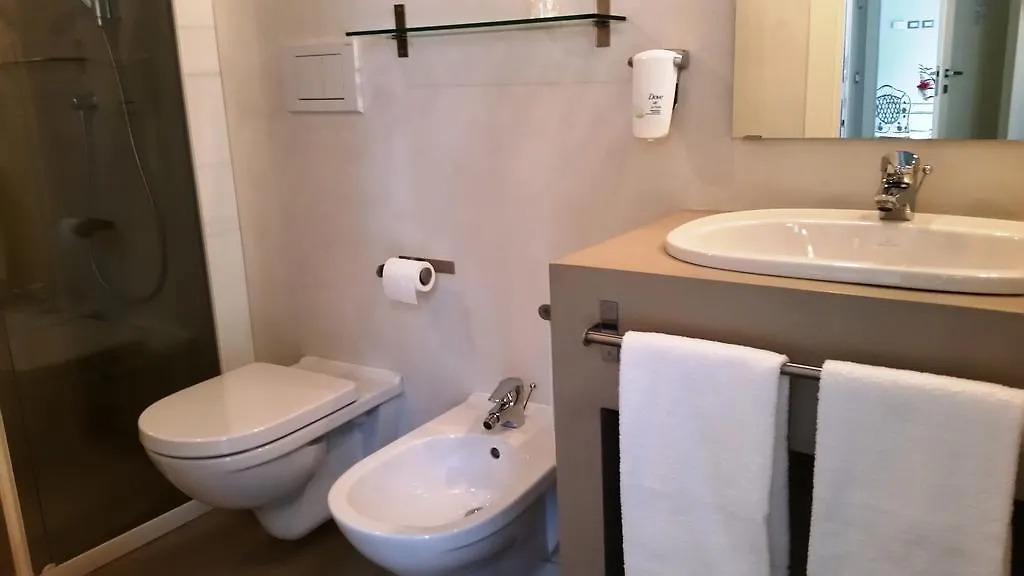 Corte Merighi Charming Rooms Βερόνα Bed and Breakfast