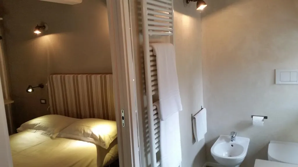 Bed and Breakfast Corte Merighi Charming Rooms Βερόνα