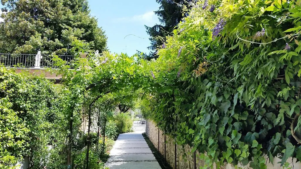 Bed and Breakfast Corte Merighi Charming Rooms Βερόνα