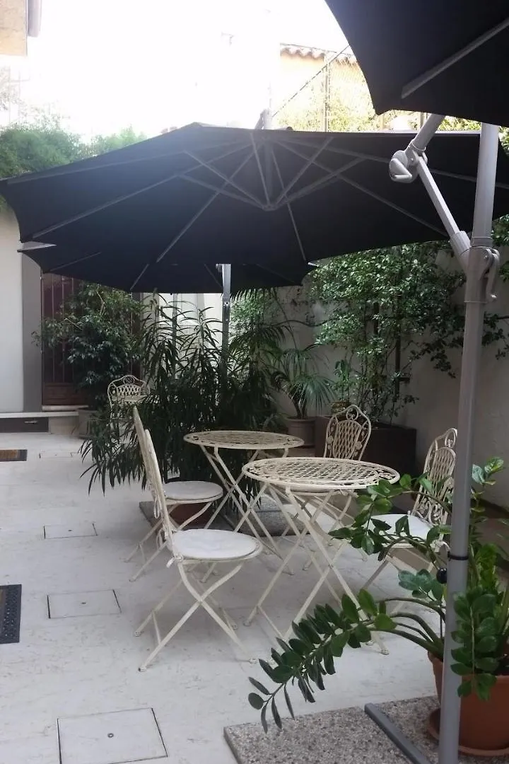 Corte Merighi Charming Rooms Βερόνα