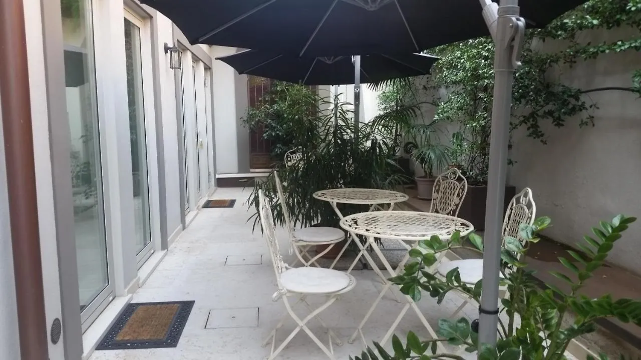 Corte Merighi Charming Rooms Βερόνα