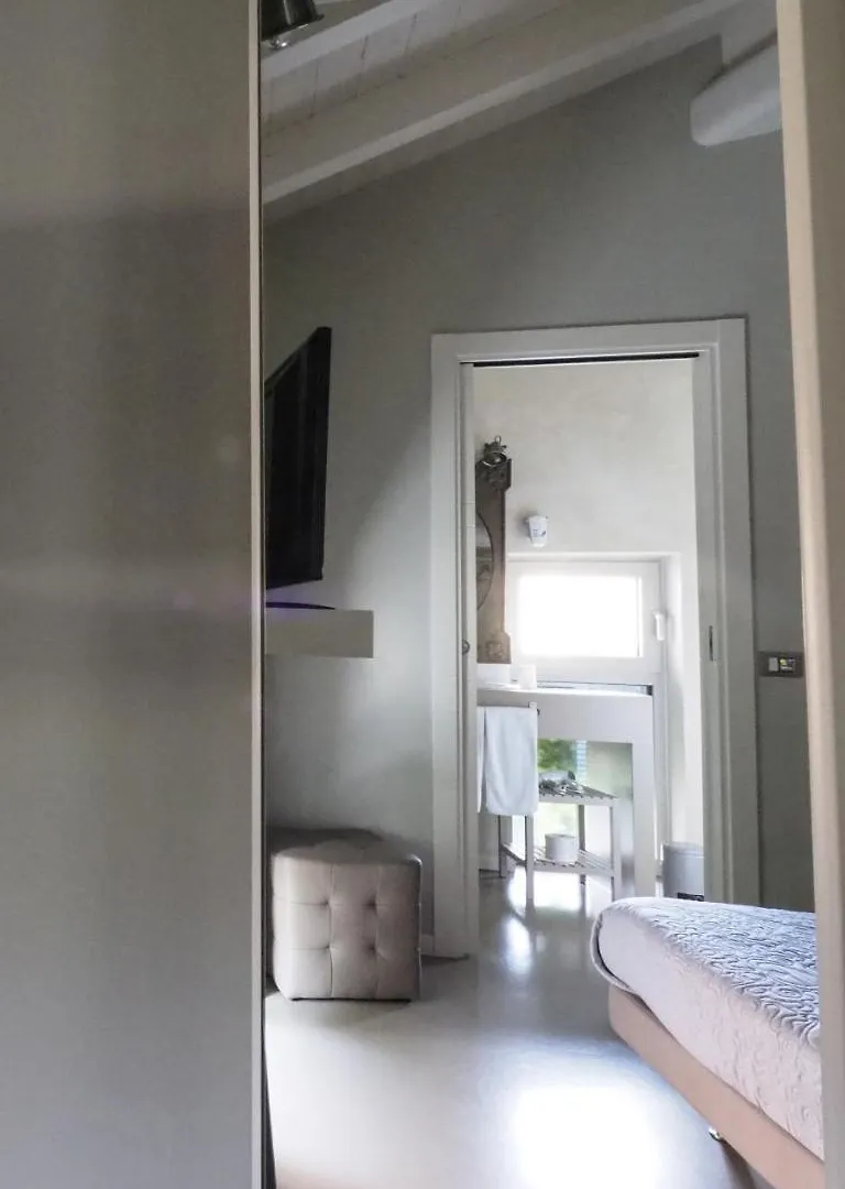 Corte Merighi Charming Rooms Βερόνα 0*,